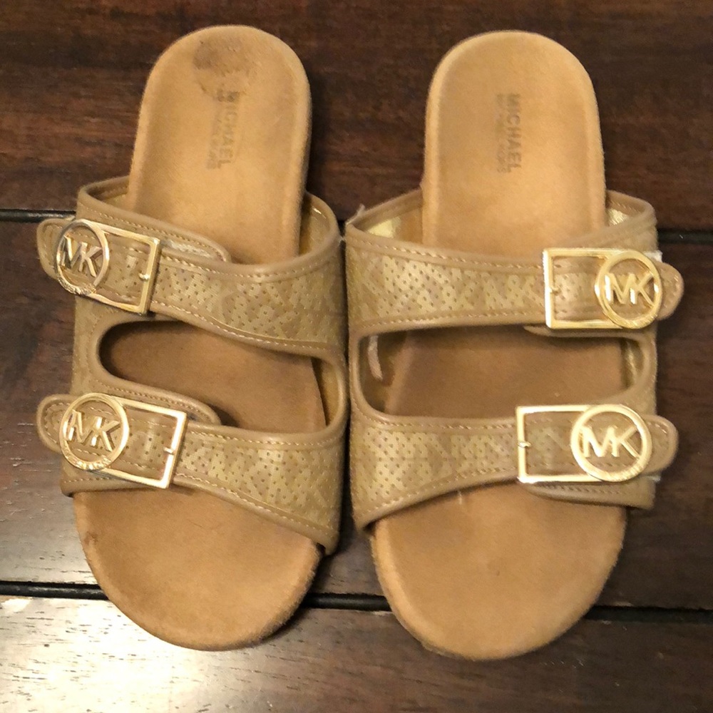 Michael Kors little girl size 4